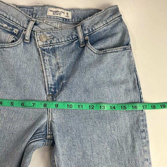 Abercrombie & Fitch The‎ 90s Straight Ultra High Rise Crossover Waist 26/2Short - Picture 10 of 14